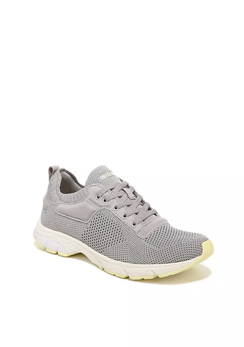 Vionic Endure Walking Shoe 9 Vionic Endure Walking Shoe - Image 9